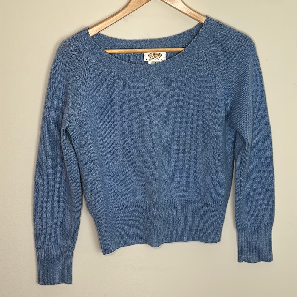 Vintage Talbots %100 merino wool women’s sweater size petite small
